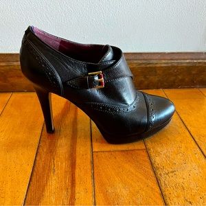 Tommy Hilfiger business heels. Worn twice. Almost perfect condition.